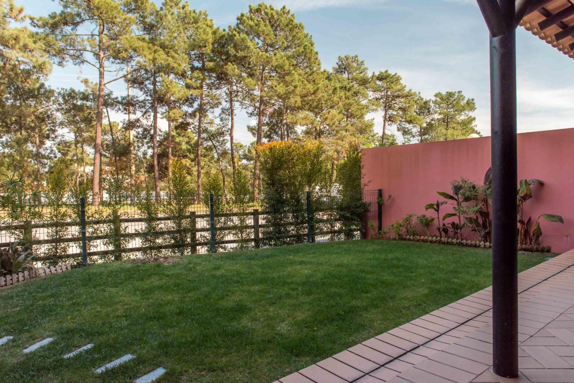 Апартаменты Sun & Sea Golf House Aroeira  Экстерьер фото